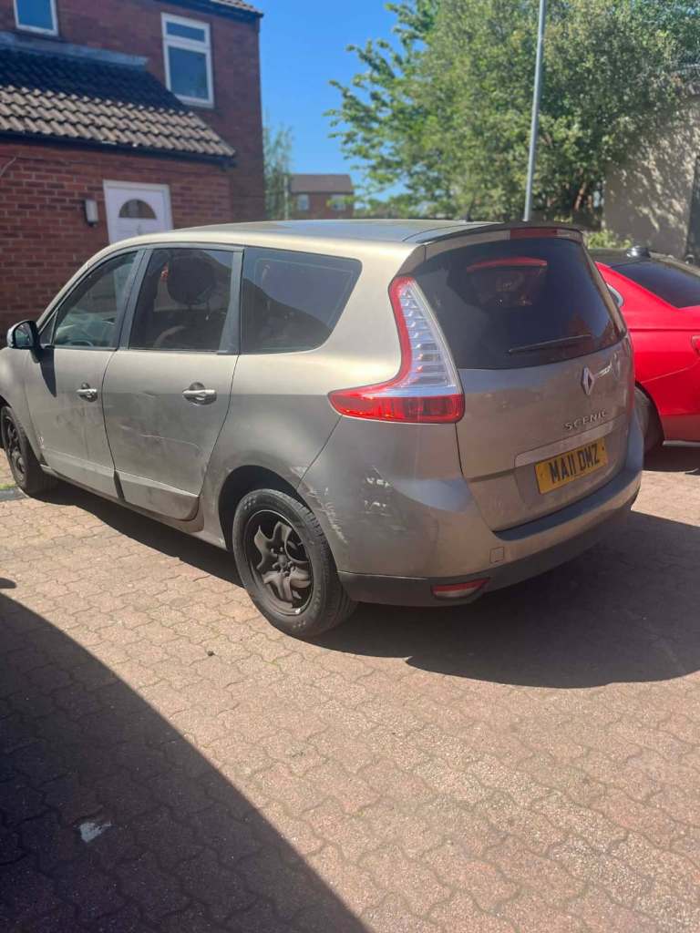 Renault, GRAND SCENIC, MPV, 2011, Manual, 1461 (cc), 5 doors