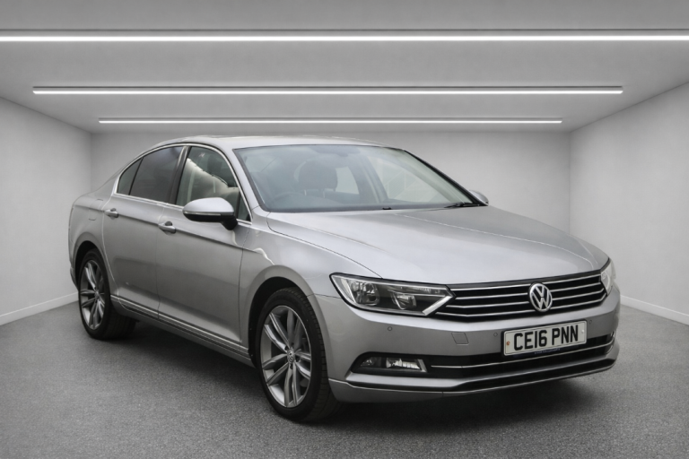 2016 VOLKSWAGEN PASSAT GT AUTOMATIC DSG