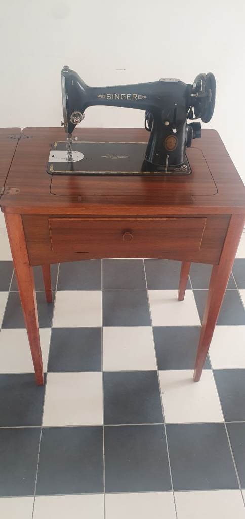 Singer sewing machine