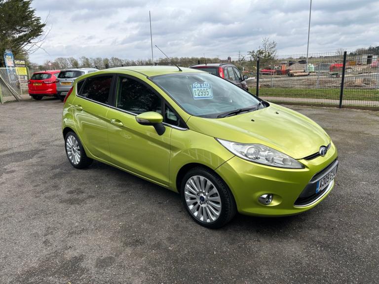 2009 Ford Fiesta 1.4 Titanium 5dr HATCHBACK Petrol Manual