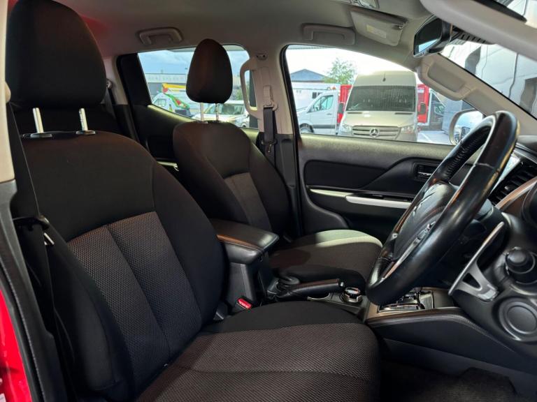 2020 Mitsubishi L200 Double Cab DI-D 150 Warrior 4WD Auto PICK UP DIESEL Automatic