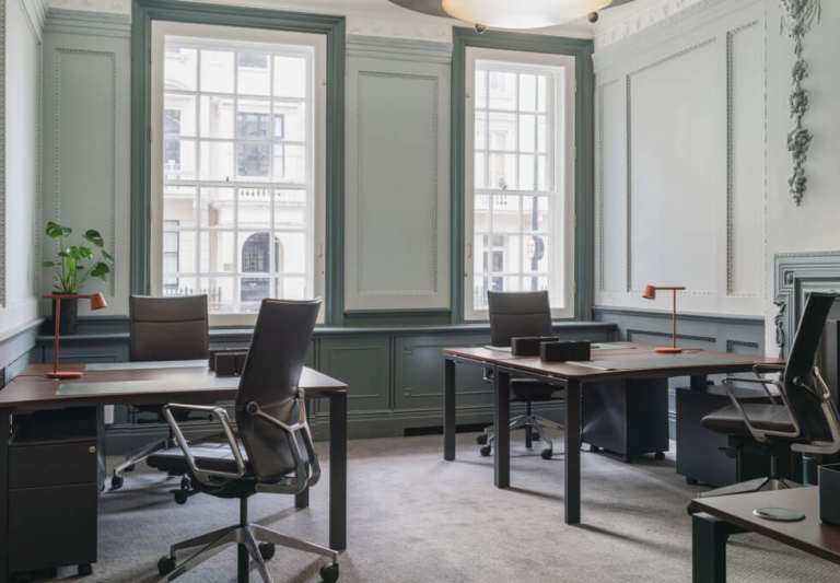 Belgravia Serviced Offices - Sizes From 2 to 35 Desks - Flexible Furnished Spaces SW1W