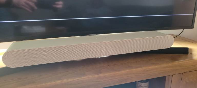 Samsung white soundbar