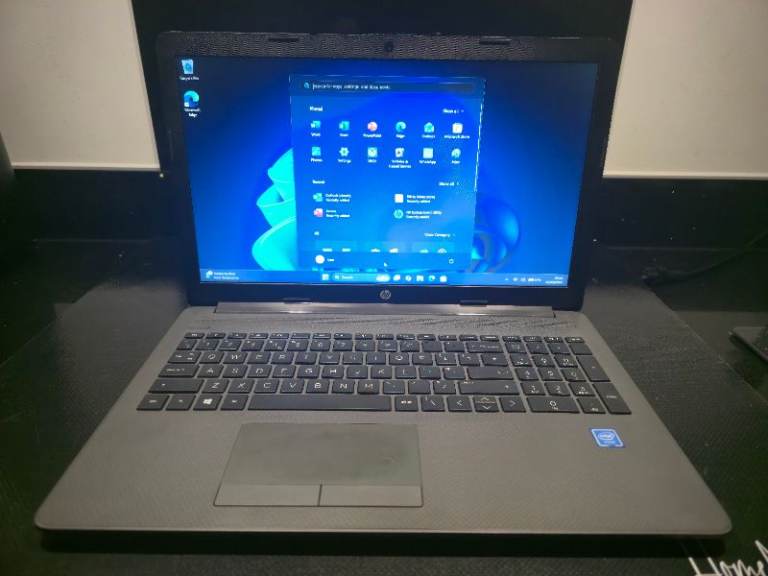 Hp 15.6" laptop