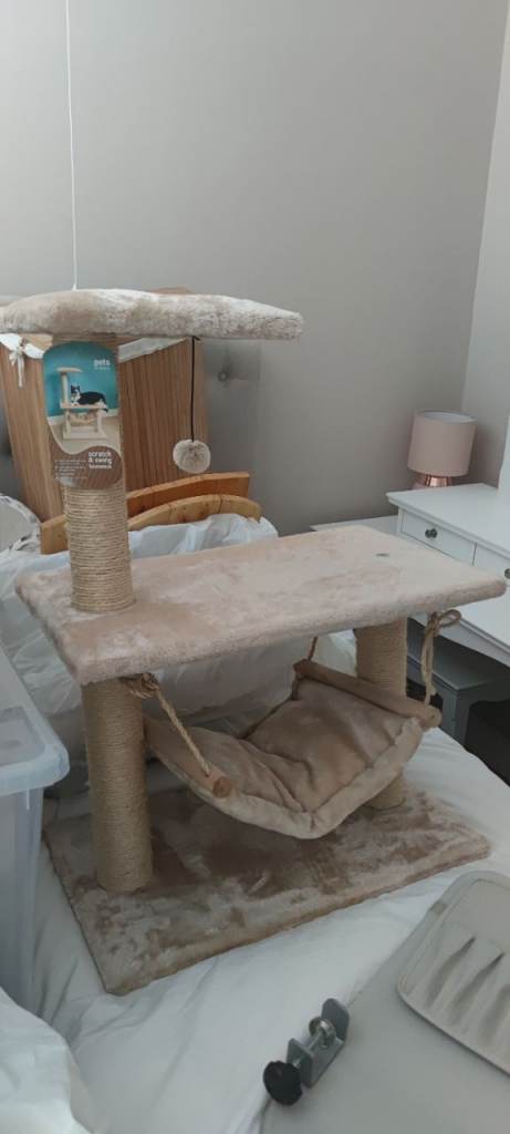 Pets At Home Gizmo Hammock Cat Tower Cat Tree Scratching Post - Beige