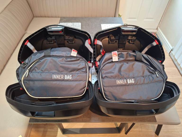 Givi V35 with inner bags