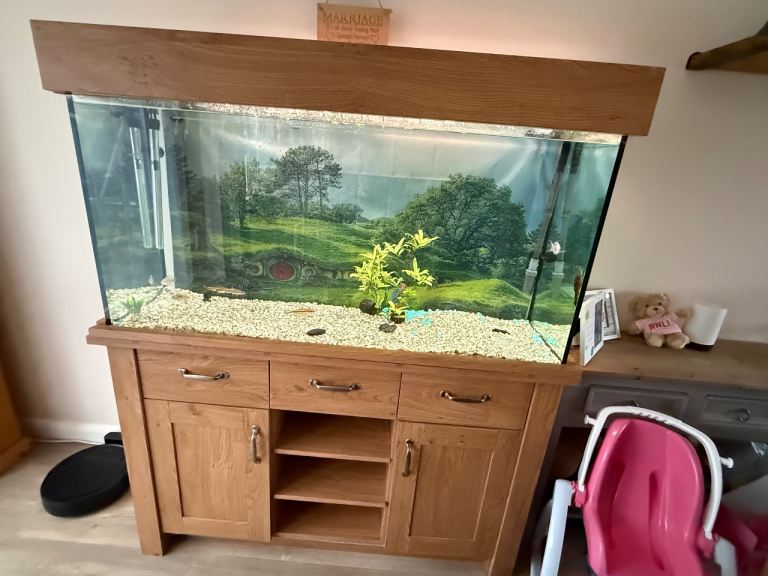 Aqua one 230l fish tank 