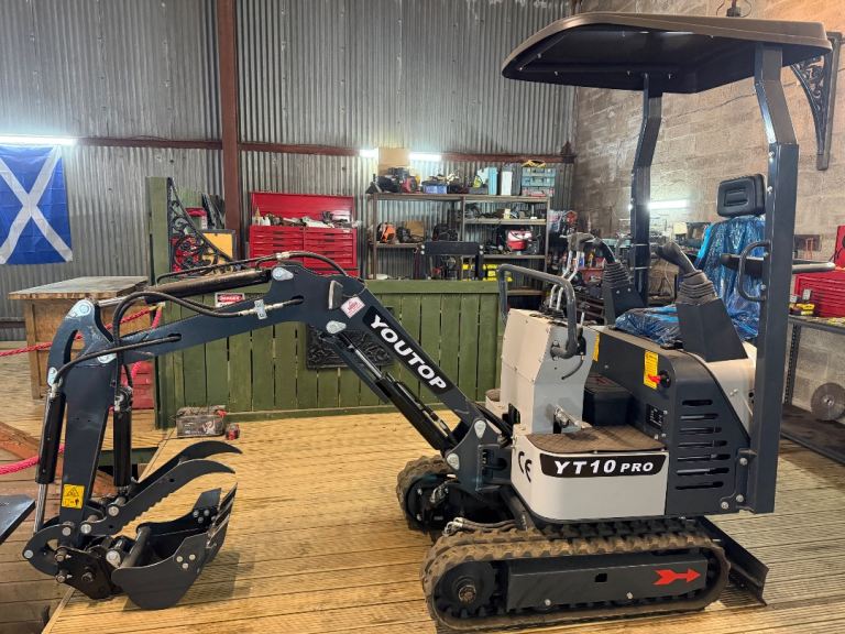 YT10 Pro excavator 