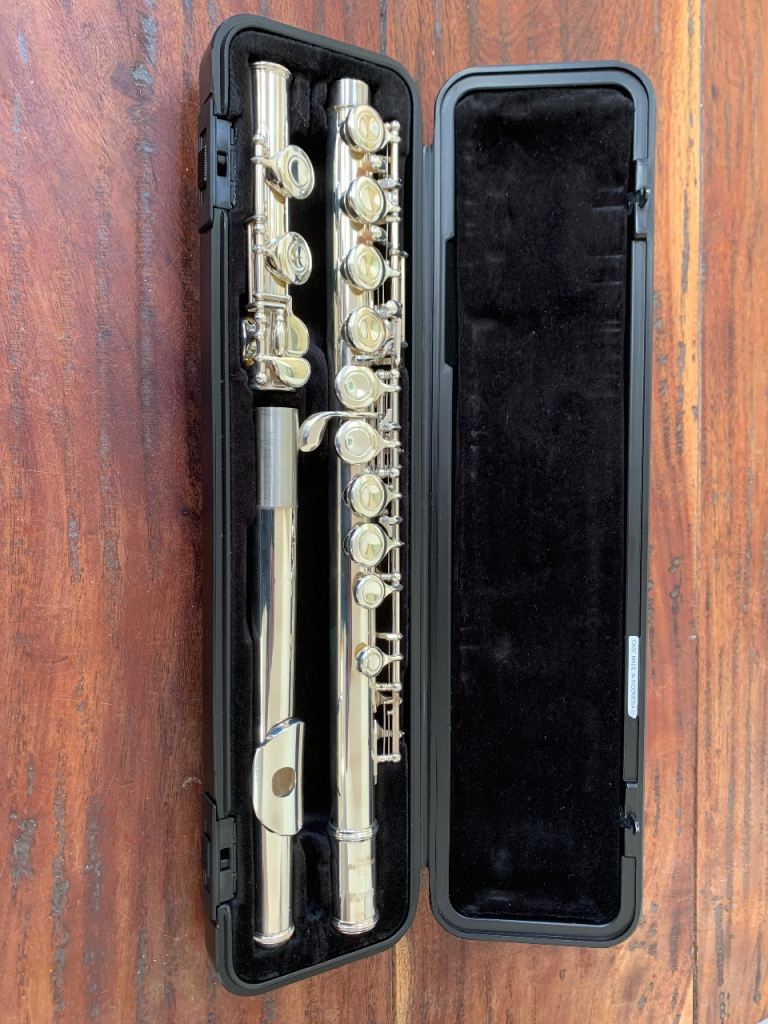 Yamaha 211 Nickel Plated Flute