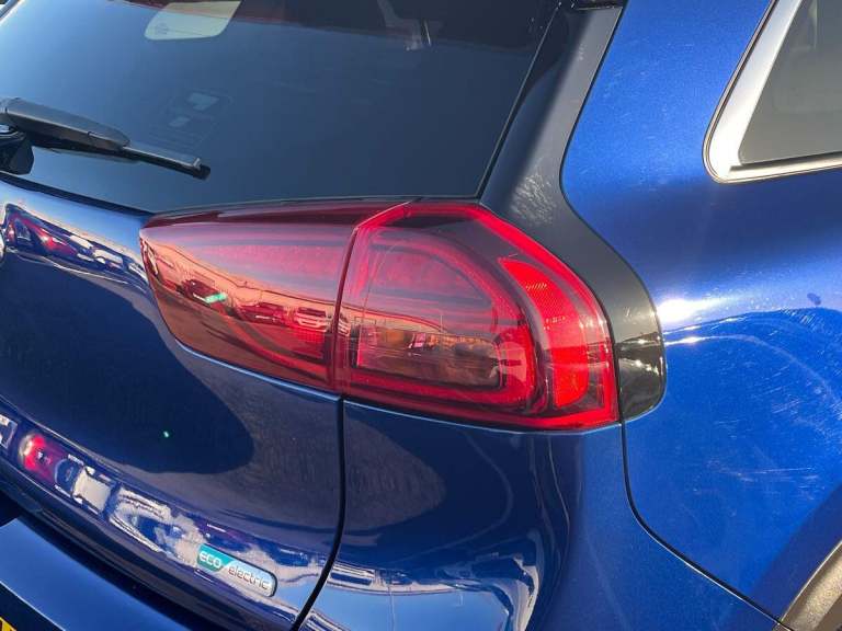 2021 Kia Niro 64kWh 4+ SUV 5dr Electric Auto (201 bhp) SUV ELECTRIC Automatic