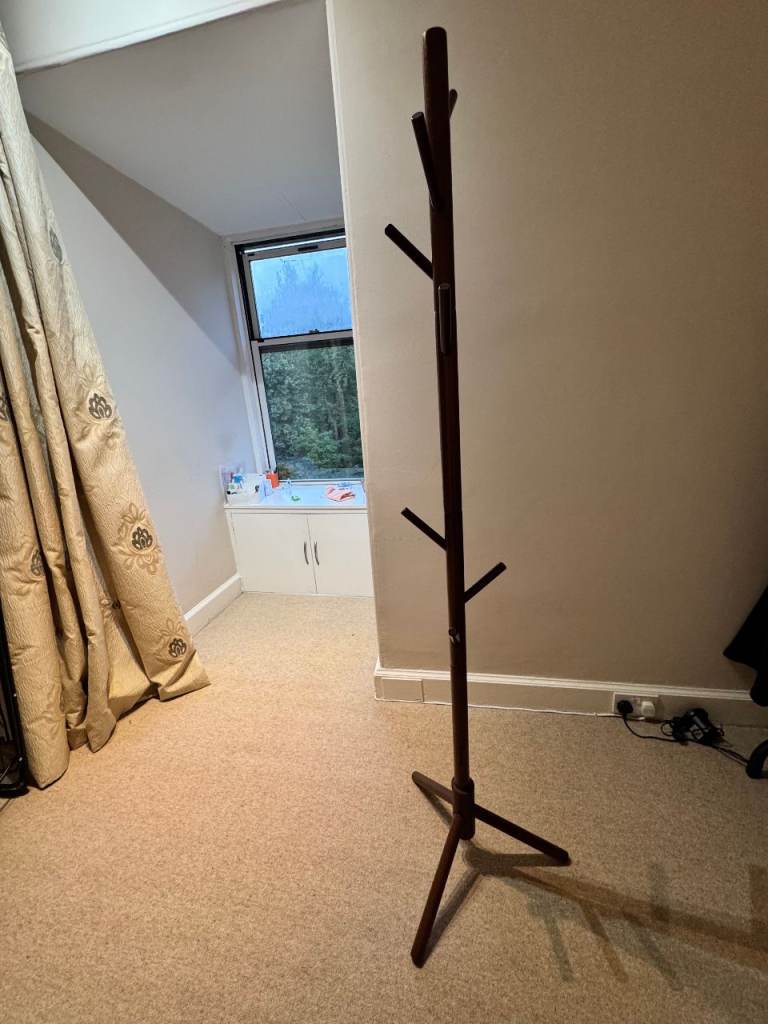 Wooden Tree Coat Stand / Hall Tree - Fully Dismountable