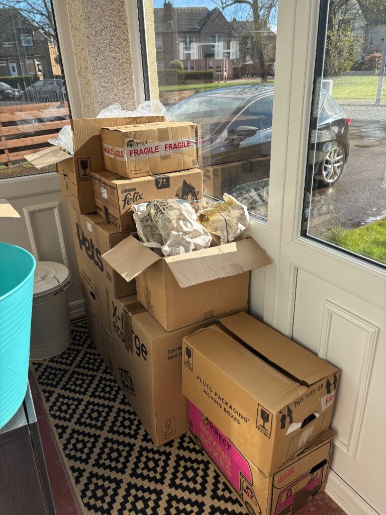 Moving boxes and packaging 