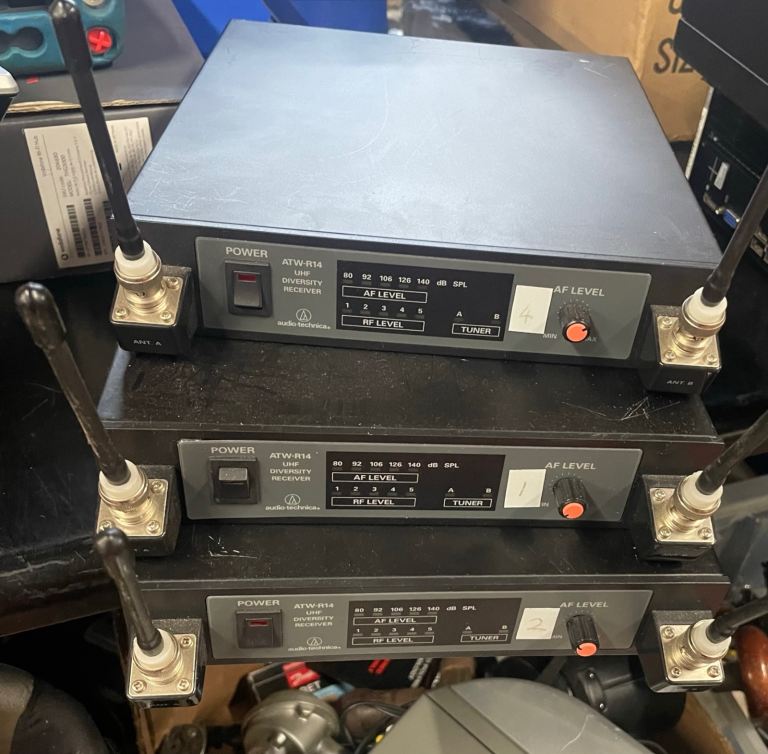  JOB LOT Audio-Technica ATW-R14 UHF Diversity Receiver