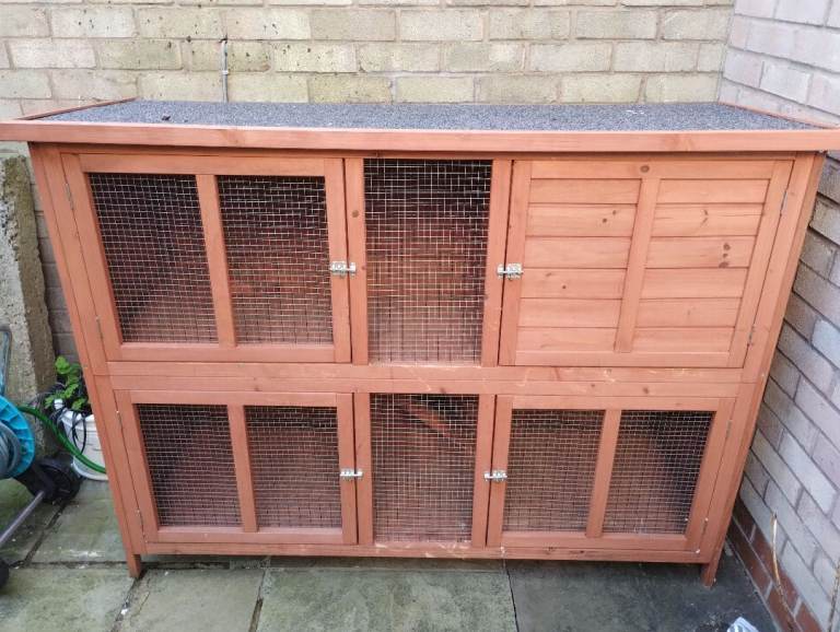 Rabbit/ Ferret/ Guinea Pig cage - large - outdoor