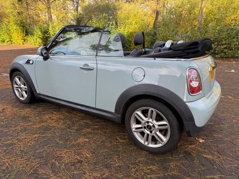 MINI CONVERTIBLE 1.6 Cooper D Convertible 2013