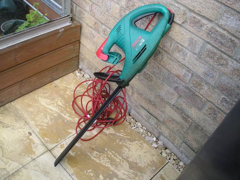 Bosch Electric Hedge Trimmer