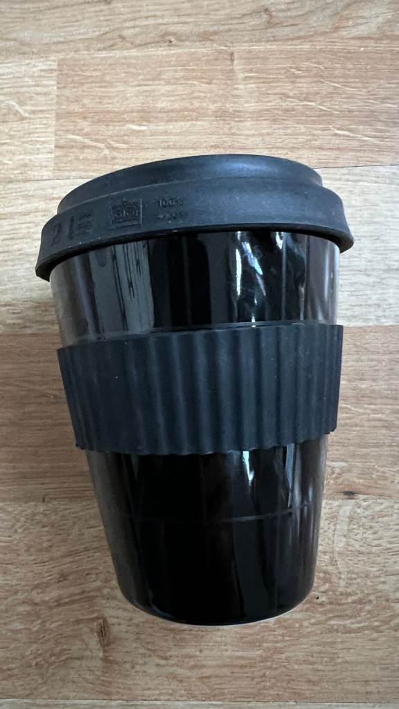 ceramic tumbler in black
