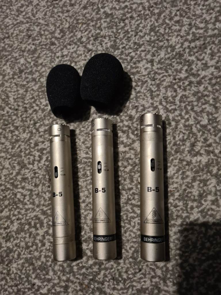 3 x behringer b5 condensor mic