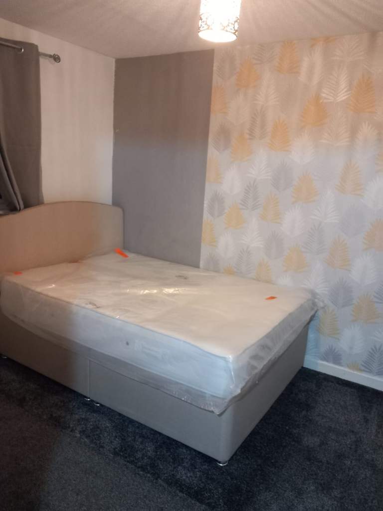 Rooms to rent