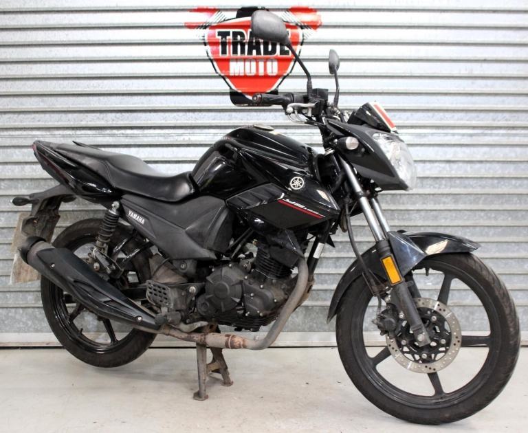 2018 18 YAMAHA YS 125 LEARNER LEGAL TRADE SALE BLACK 28K MILES NEW MOT YS125 YBR