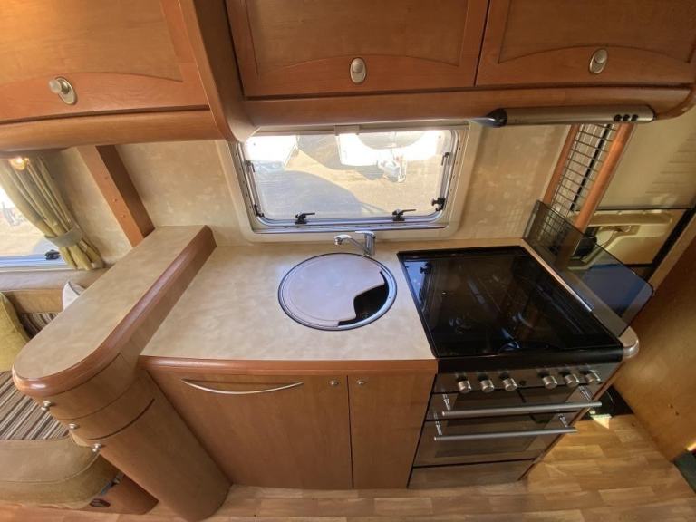 2006 (06) BESSACARR E720 2 BERTH MOTORHOME