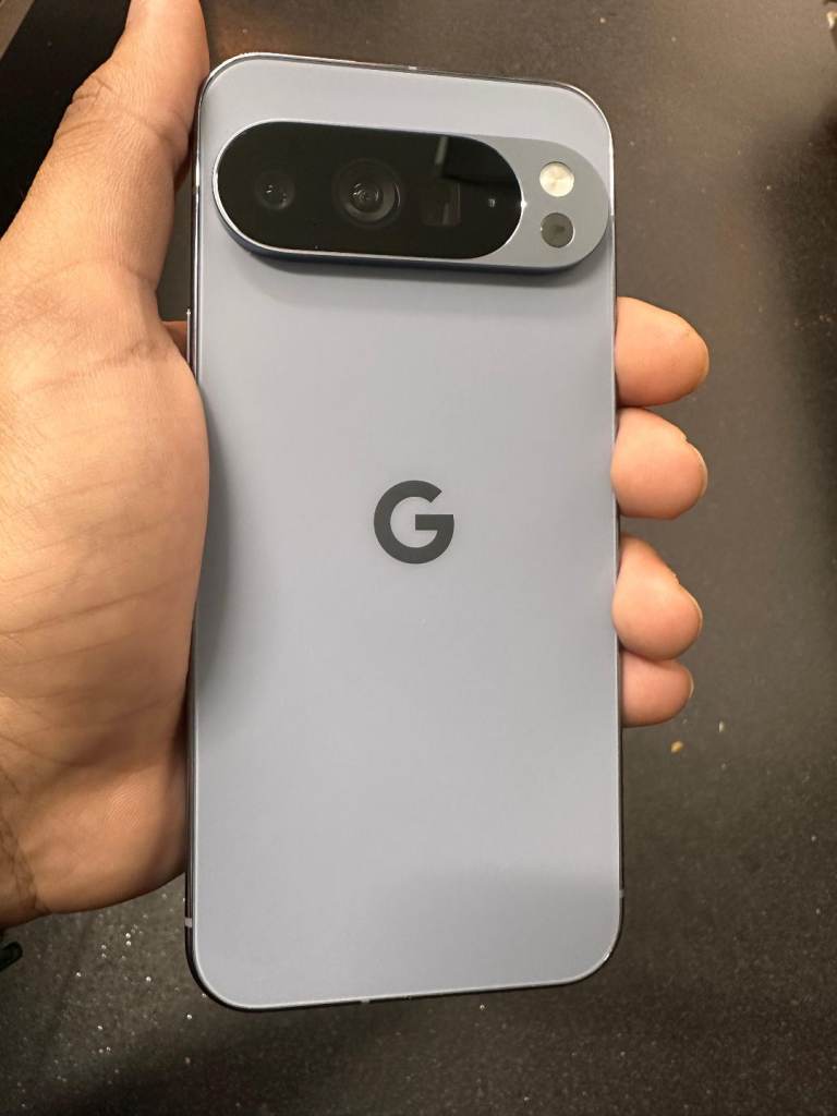 Google pixel 10 pro XL 16GB RAM+512GB for sale. Less battery cycle count .7 months official Warrenty