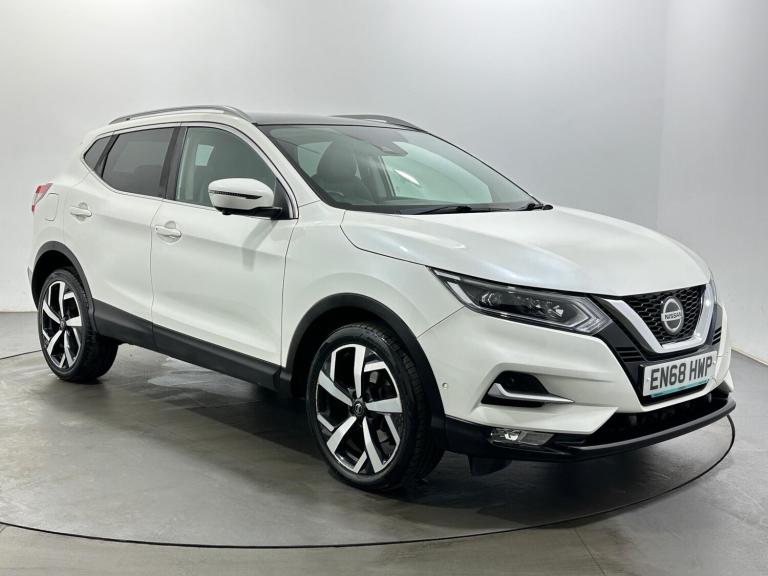 Nissan Qashqai 1.3 DIG-T Tekna DCT Auto Euro 6 (s/s) 5dr Petrol Automatic