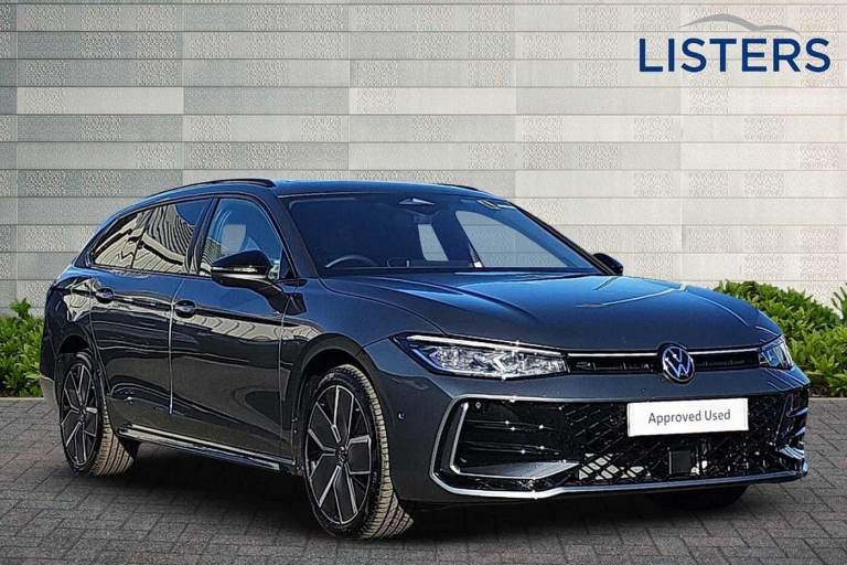 2025 Volkswagen Passat 1.5 TSI eHybrid Black Edition 5dr DSG ESTATE PETROL/ELECTRIC Automatic