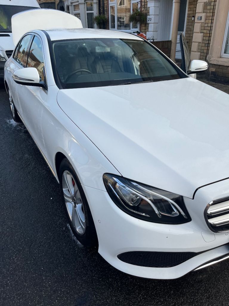 Mercedes-Benz, E CLASS, Saloon, 2017, Semi-Auto, 1950 (cc), 4 doors