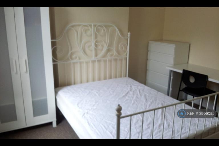 1 bedroom in Lake St, Nottingham, NG7 (#2909085)