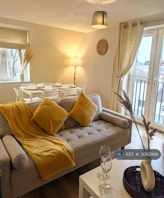 2 bedroom flat in Shafto Road, Ipswich, IP1 (2 bed) (#3062966)