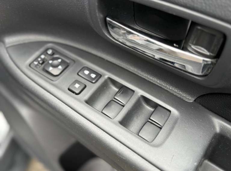 2016 Mitsubishi Outlander 2.2 DI-D GX3 5dr ESTATE DIESEL Manual