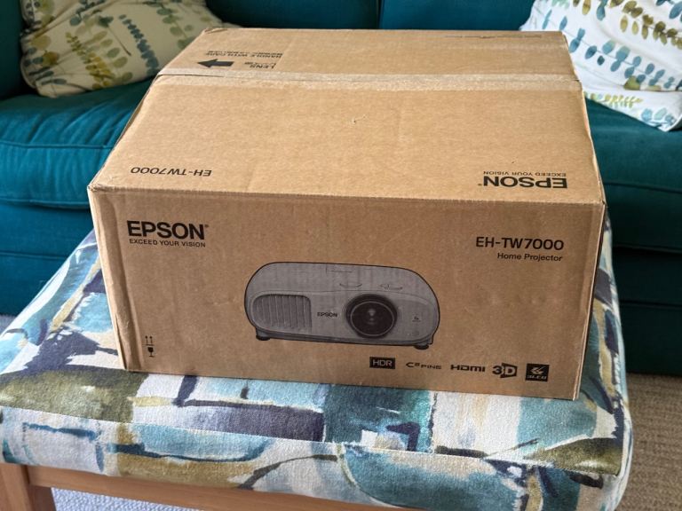 Epson EH-TW7000 Home Projector