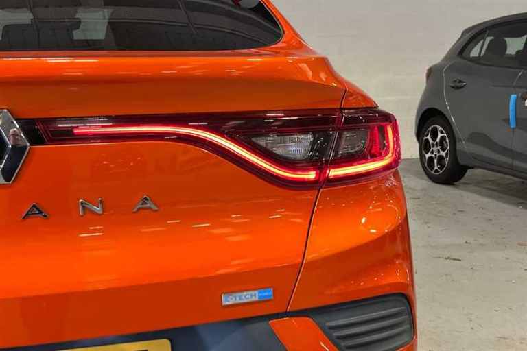 2022 Renault Arkana 1.6 E-TECH Hybrid 145 R.S. Line 5dr Auto COUPE PETROL/ELECTRIC Automatic