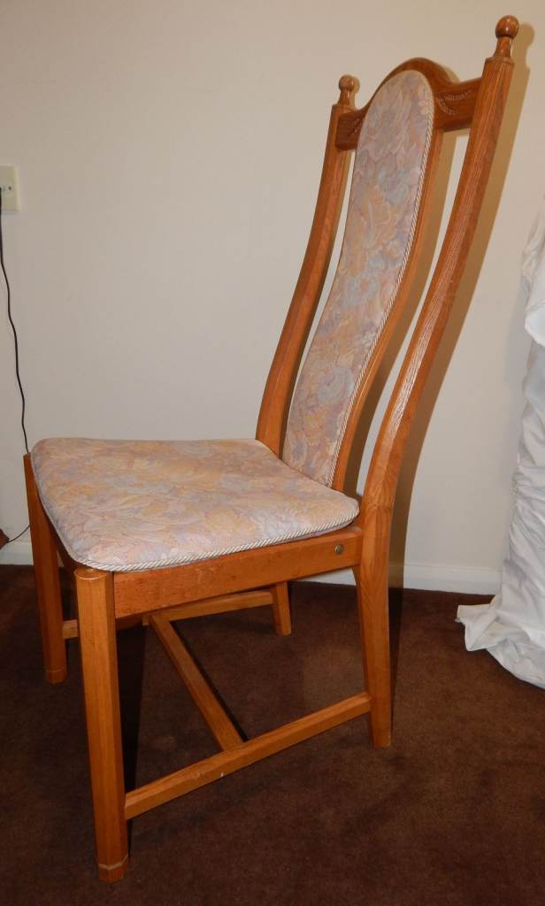 ERCOL WHEATSHEAF DINING CHAIRS Type 956 – Six available - LT Lightwood Shade