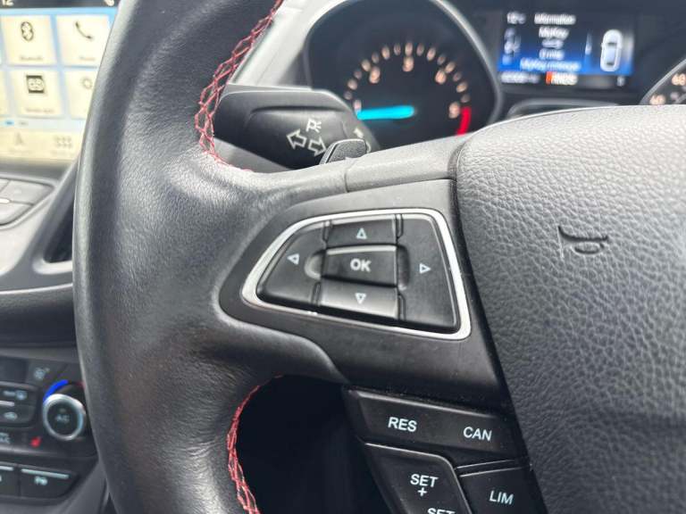 2018 Ford Kuga 2.0 TDCi ST-Line X SUV 5dr Diesel Powershift AWD Euro 6 (s/s) (180 ps) HATCHBACK D...