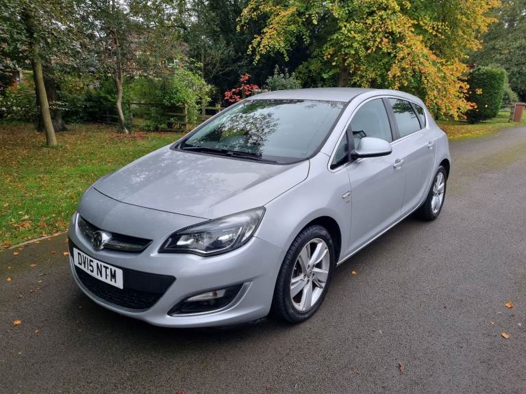 image for 2015 Vauxhall Astra SRI 1.6 / LONG MOT / FSH / 2 PRE OWNERS