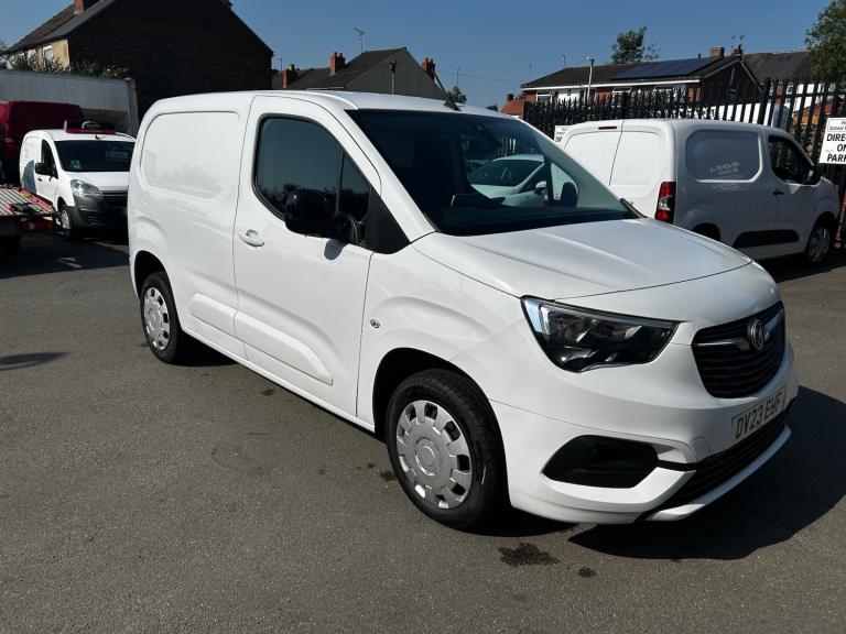 2023 Vauxhall Combo 2300 1.5 Turbo D 100ps H1 Pro Van Van  Diesel Manual