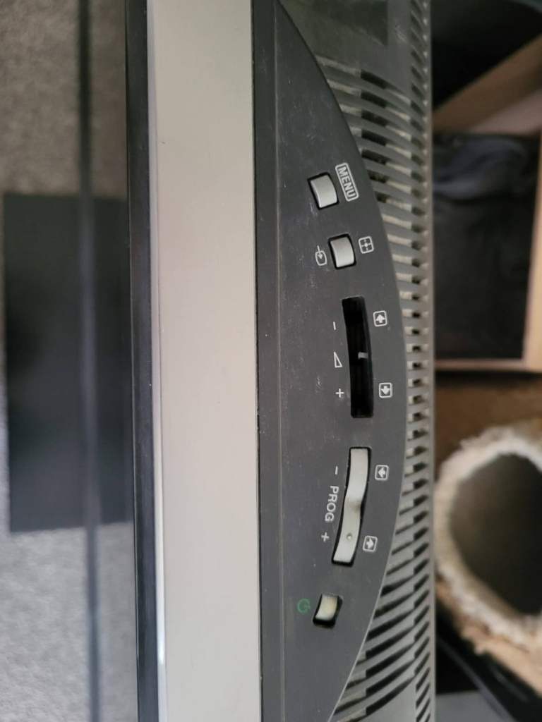 FREE Sony Bravia TV (broken)