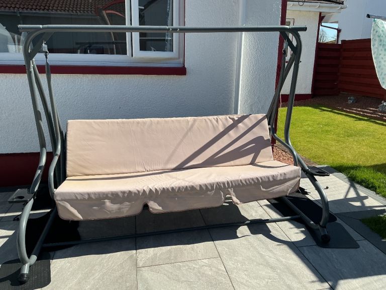 Garden hammock/swing chair