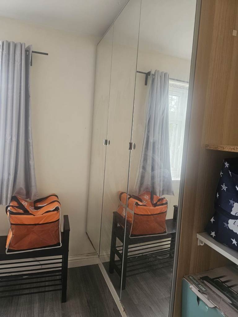 Bright Ensuite Double Room Including Bills - Kenton Road, Harrow
