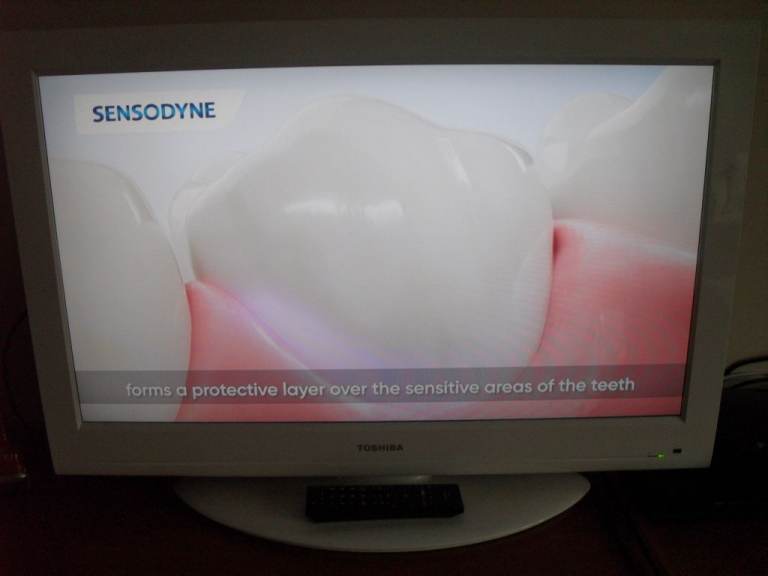 Toshiba Flat Screen TV – White, Good Condition