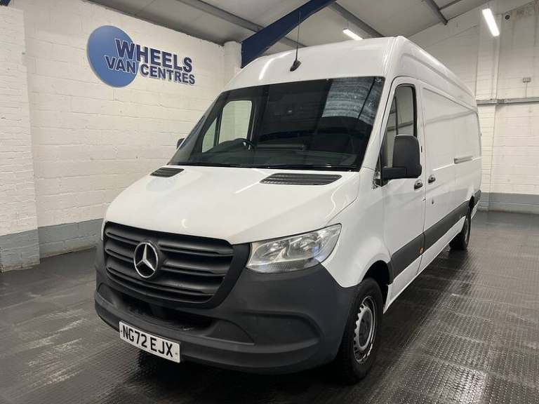 2023 Mercedes-Benz Sprinter 3.5t H2 Progressive Van PANEL VAN DIESEL Manual