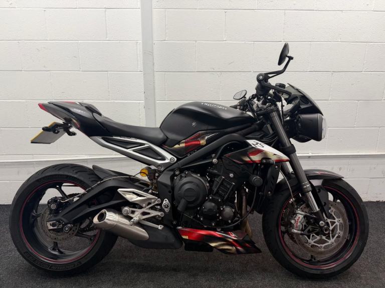 TRIUMPH STREET TRIPLE 765 RS ABS ** All Keys and Books - Quick Shifter **