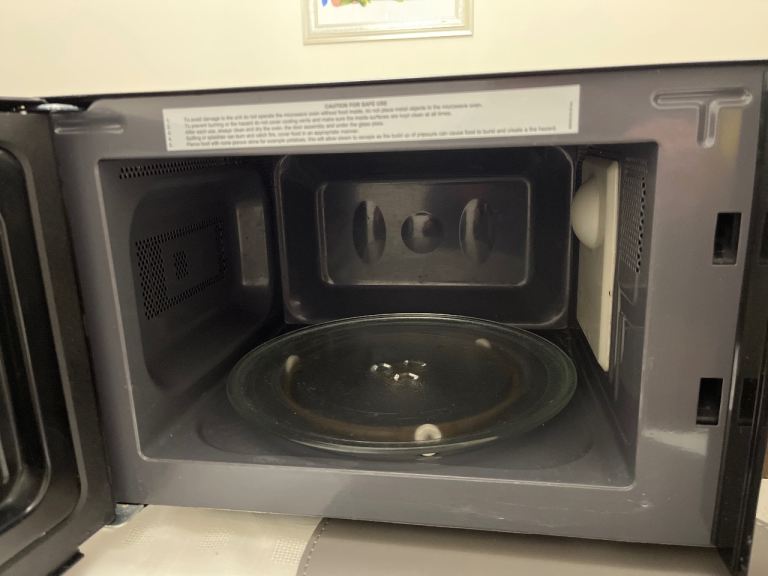 Russell Hobbs microwave