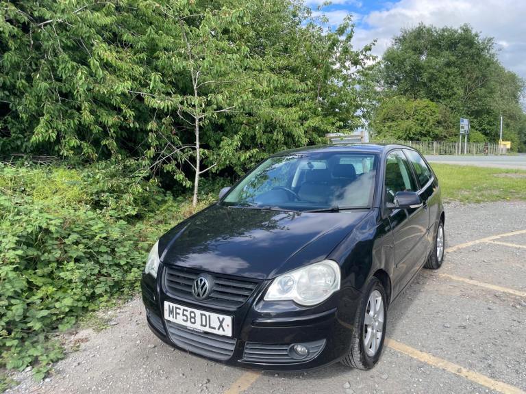 VW POLO 1.4 MATCH 58 REG BLACK SERVICE HISTORY MOT NOVEMBER 3RD LADY OWNER LOW INSURANCE 45+ MPG