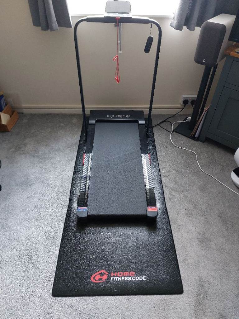 Home Fitness Code Treadmill + Non slip mat