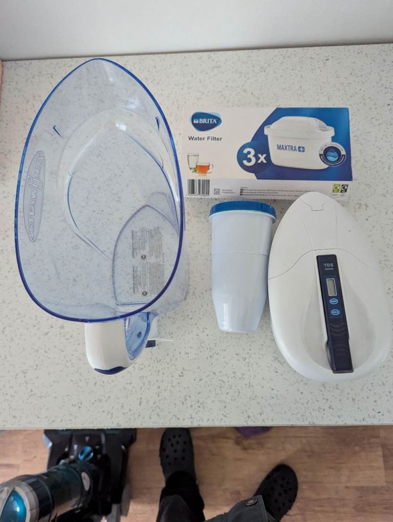Hardly used Zero Water Filtration Model: ZD-012RP in very good condition.