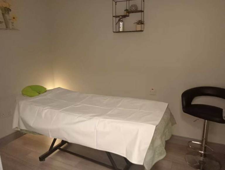 Relaxation and Deep Tissue Chinese Massage
