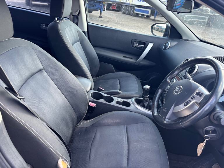 2010 Nissan Qashqai 1.5 dCi Acenta 5dr HATCHBACK Diesel Manual
